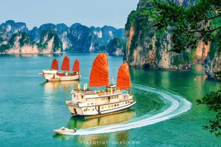 Buzzing Vietnam With Da Nang